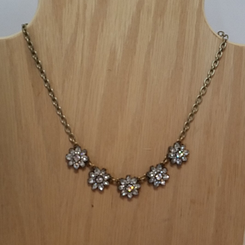 Mirabelle petite collar necklace
